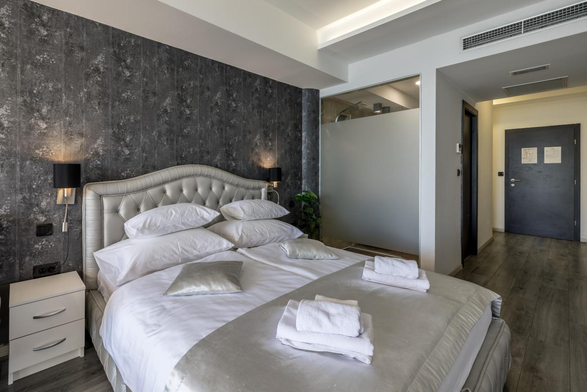 Sea View Luxury Rooms Seven Of Nine Spalato Esterno foto